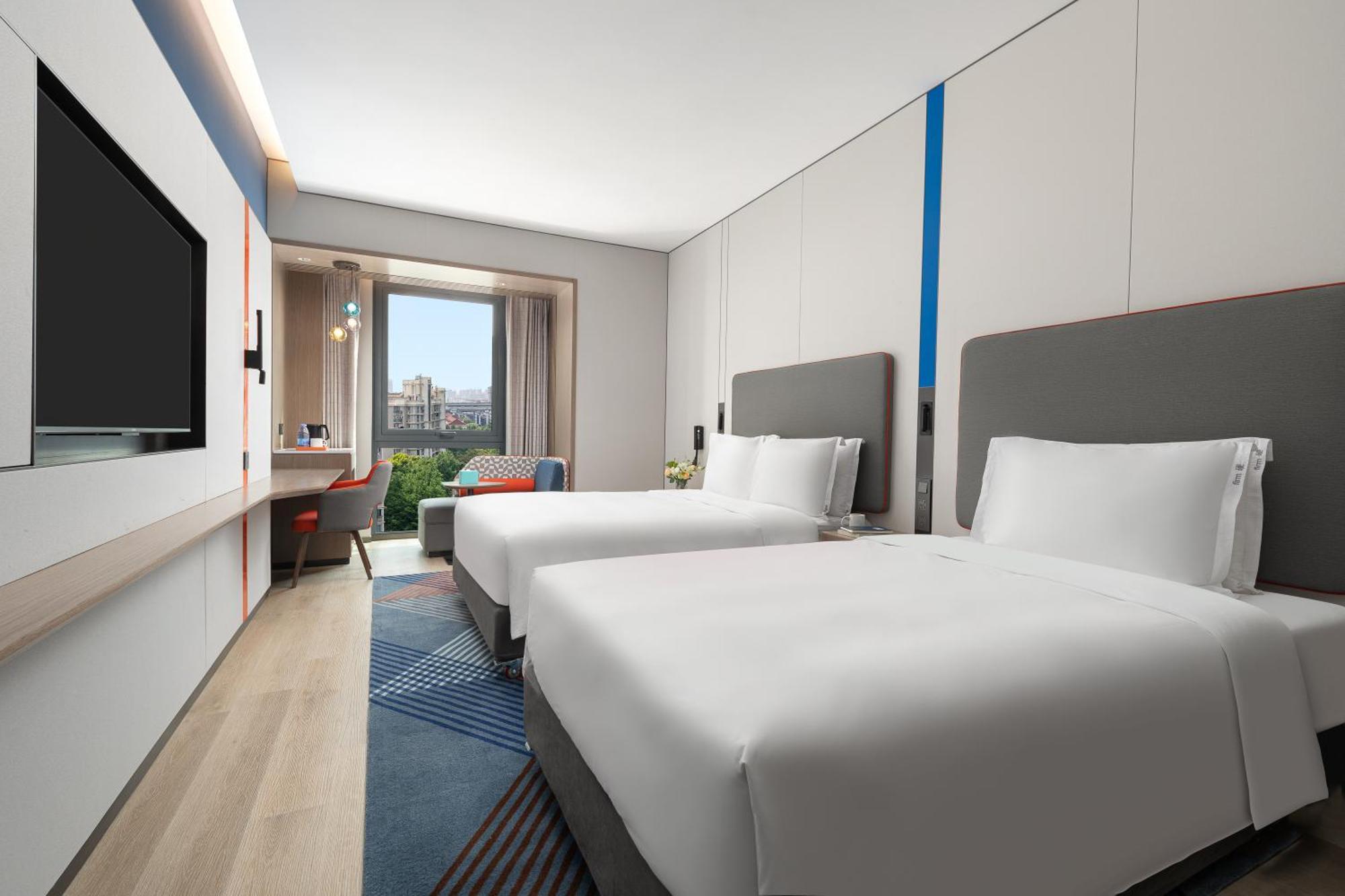 Holiday Inn Express Changfeng Park Shanghai Exterior foto