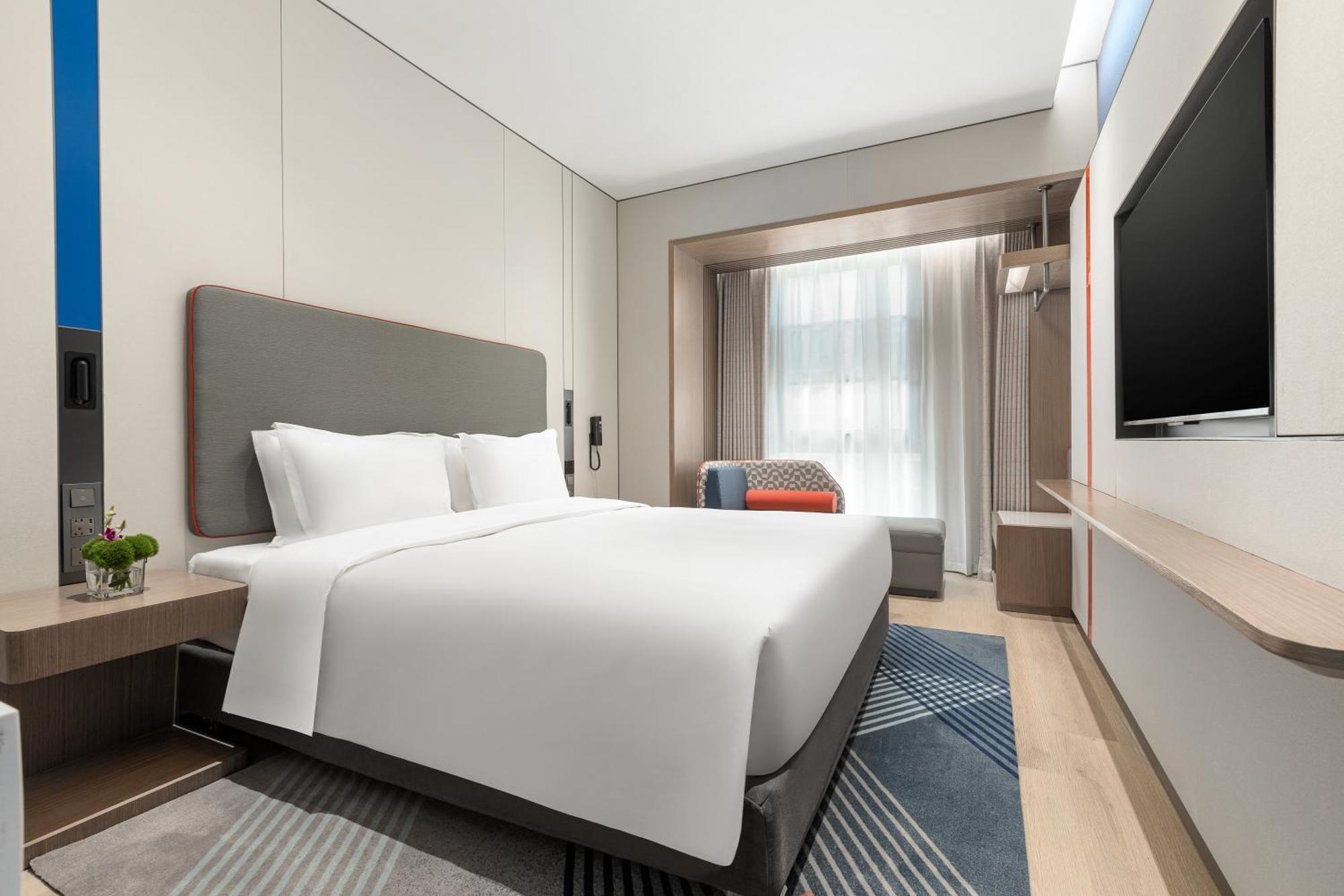 Holiday Inn Express Changfeng Park Shanghai Exterior foto