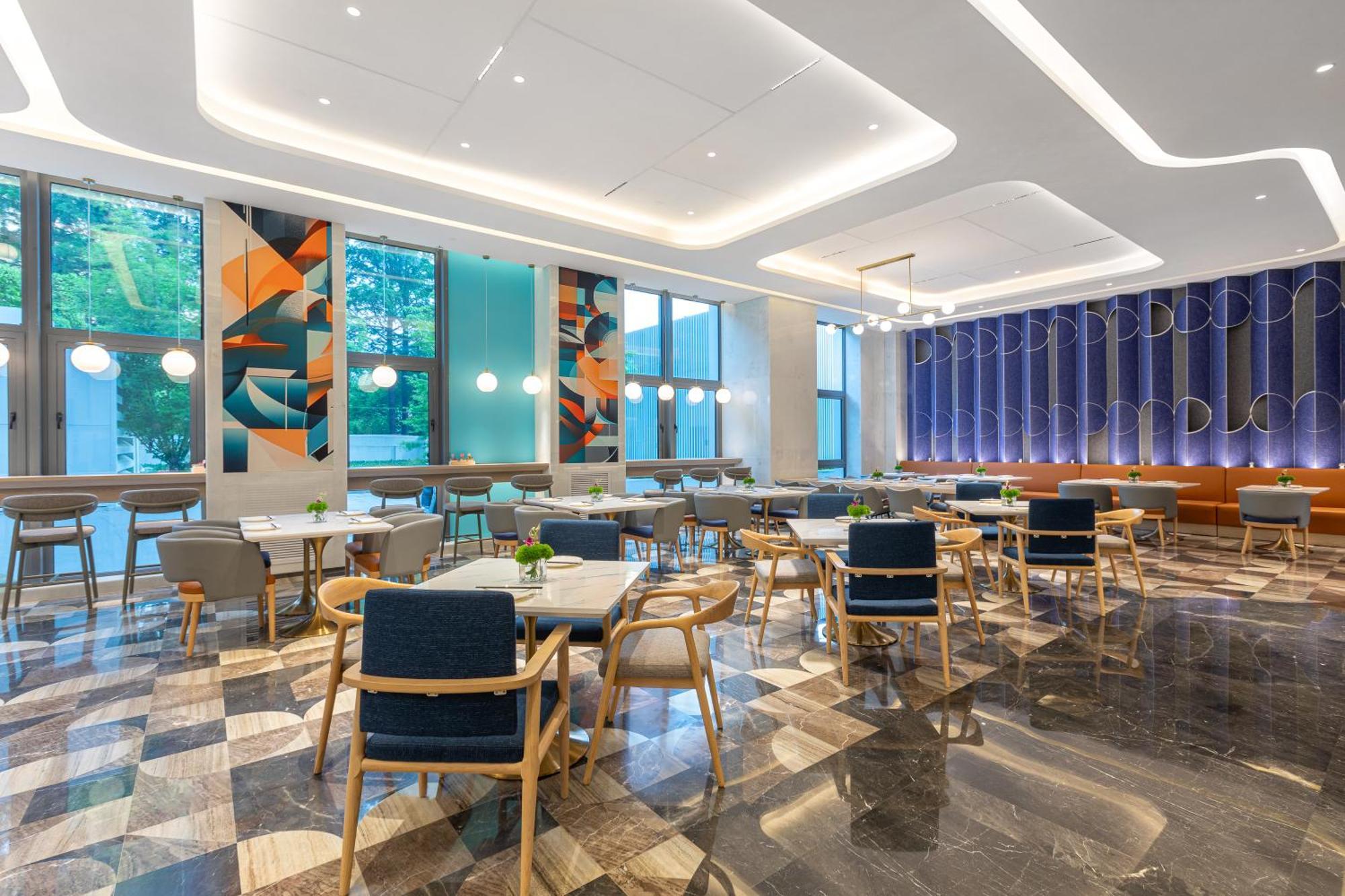 Holiday Inn Express Changfeng Park Shanghai Exterior foto